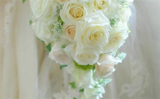 2025年农历十月廿五结婚日子合黄道没？ 今日办喜事适合吗？