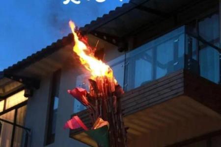 独龙族火把节：传承习俗，点亮民族精神
