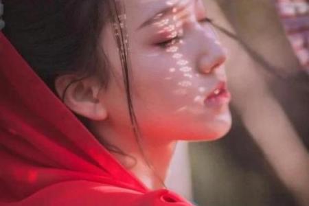 全智贤额头命理揭秘：能改运吗？命运不同的原因解析