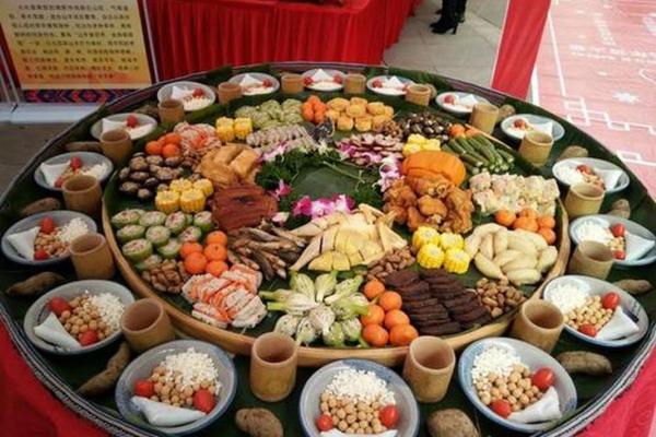 壮族的“壮族春节”：家族团聚与年俗文化的交融