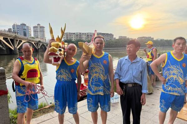 苗族端午：龙舟竞渡，传承古老文化