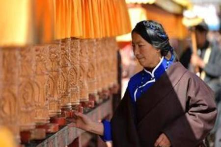 藏族转经节：心灵净化，感受藏族宗教文化