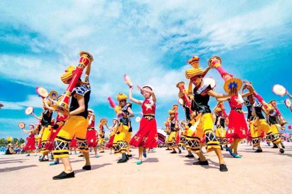 白族三月街:祭祀祈福,感受民族风情 白族三月街:祭祀祈福,感受民族风情