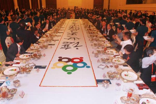 荷兰鹏:品味文化与传统的交融 荷兰鹏:品味文化与传统的交融