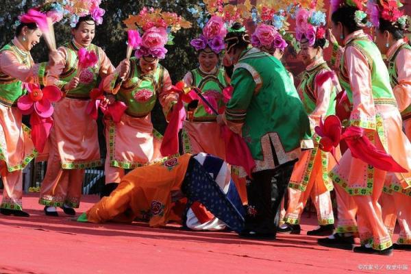 满族春节：家族团聚与传统饮食文化