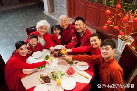 春节：团圆聚餐，传承年俗文化