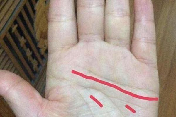 杨坤命理揭秘：合婚看什么？命运为何差距如此大？能改运吗？