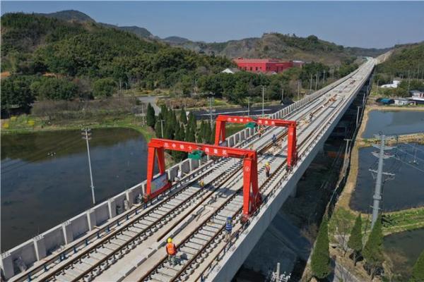 如何改变铁路五行格局？解锁个人成长新路径