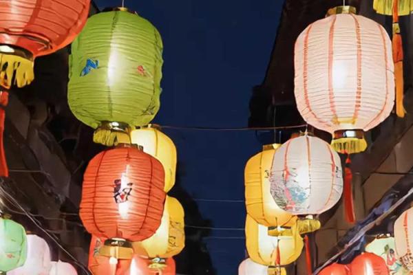 元宵节：赏灯品汤，感受传统习俗