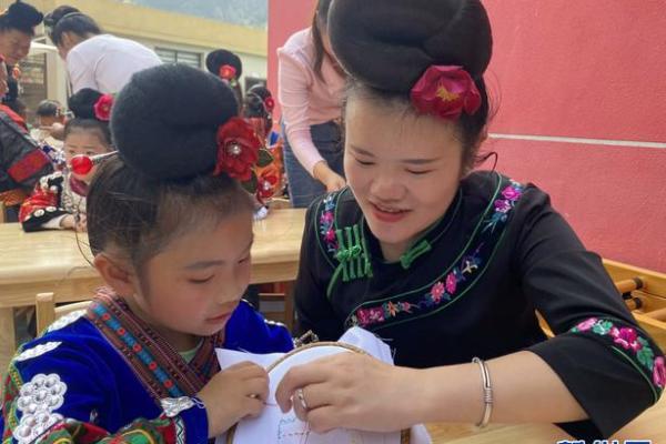 苗族最隆的节日是:传统美食与养生,品味苗族节庆风情 苗族最隆的节日是:传统美食与养生,品味苗族节庆风情