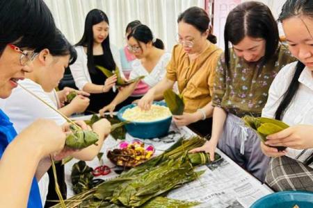端午节：包粽子，传承千年习俗