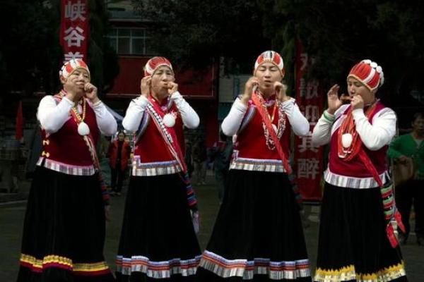 怒族祭山节:敬山祈福,感受怒族自然崇拜 怒族祭山节:敬山祈福,感受怒族自然崇拜